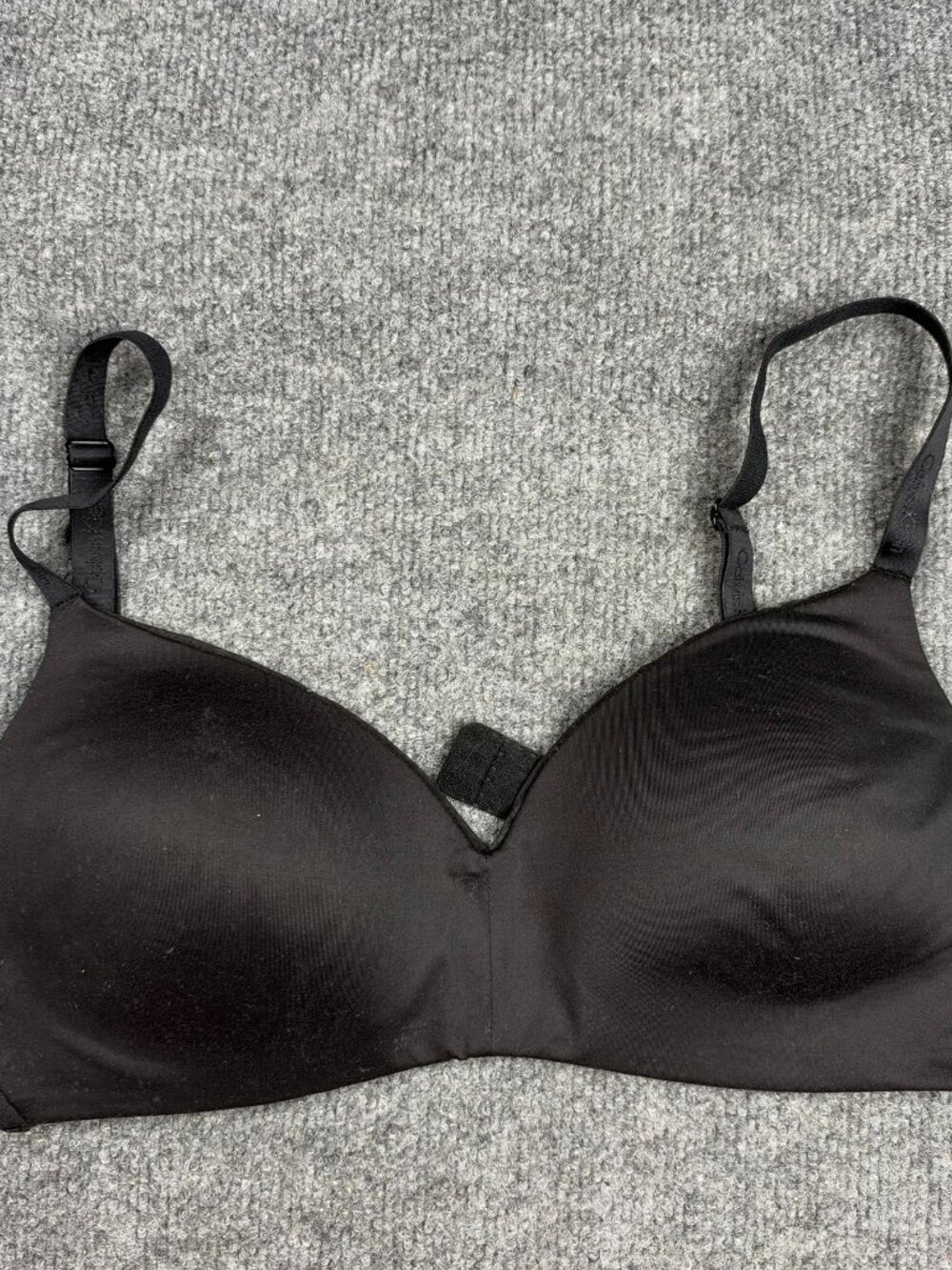 Calvin Klein Black Wireless T-Shirt Bra Fits XL No Size Tag Padded Bralette